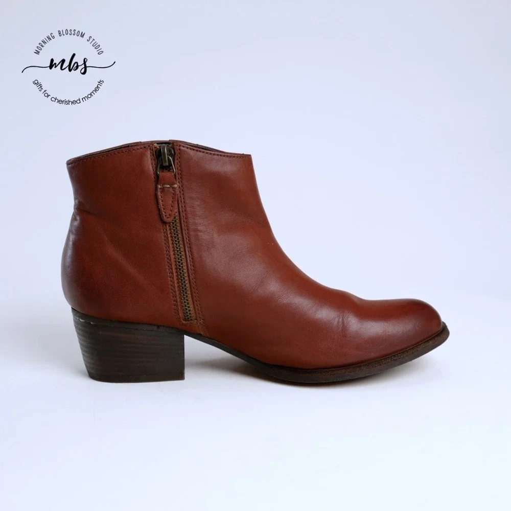 Clarks Maypearl Leather Side Zip Boots Brown Women 8